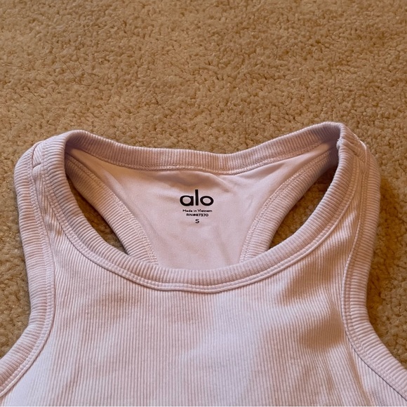 ALO Yoga ‘Ribbed Aspire Full Length Tank’ - Picture 6 of 6